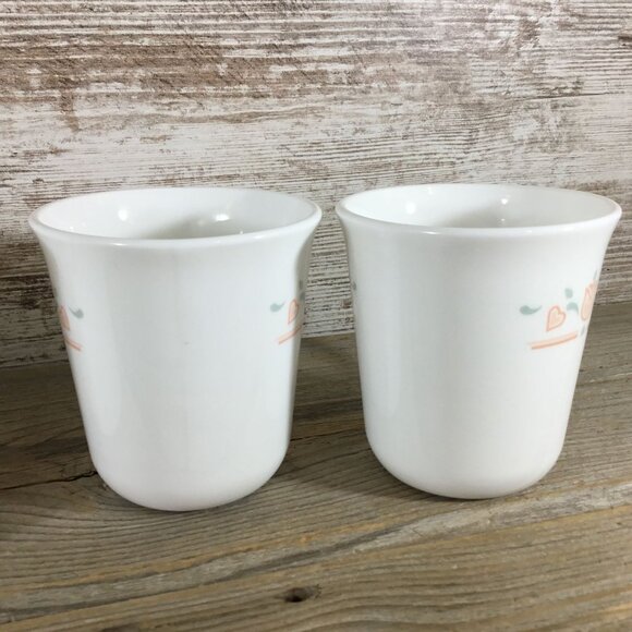 Corelle Dutch Lattice Cups Set of 4 - Tulips and Hearts 3.5" Corning Mugs - Picture 7 of 9